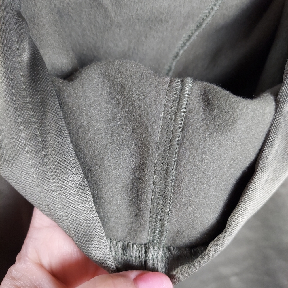 Boys Medium Champion Hoodie - Picture 5 of 9